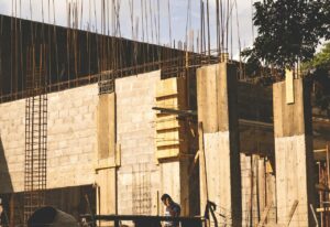 Budowa domu na działce rolnej - najważniejsze informacje